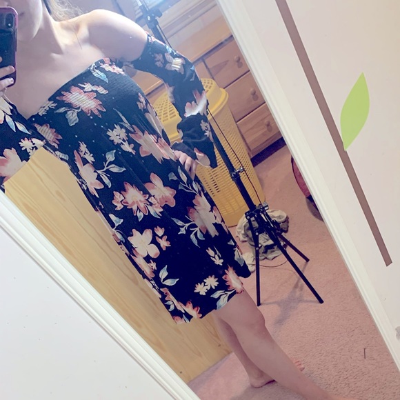 billabong flower off the shoulder dress - Picture 5 of 5